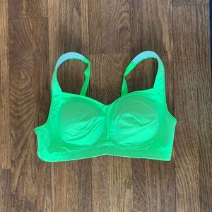 Lululemon Athletica Ta Ta Tamer II